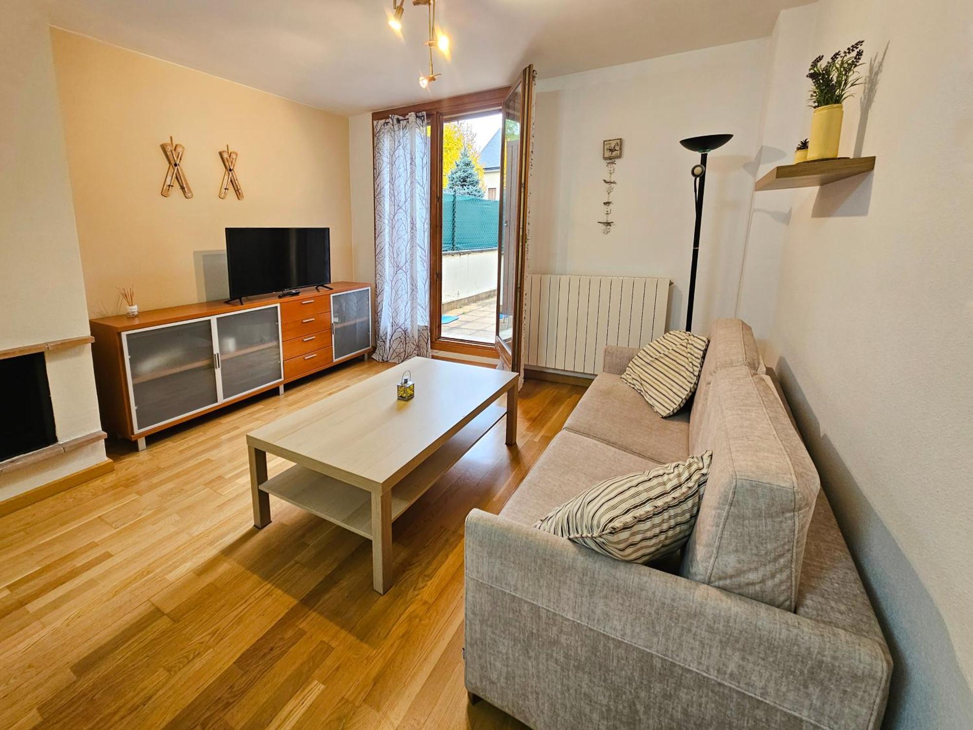 Collarada 3000 Apartment